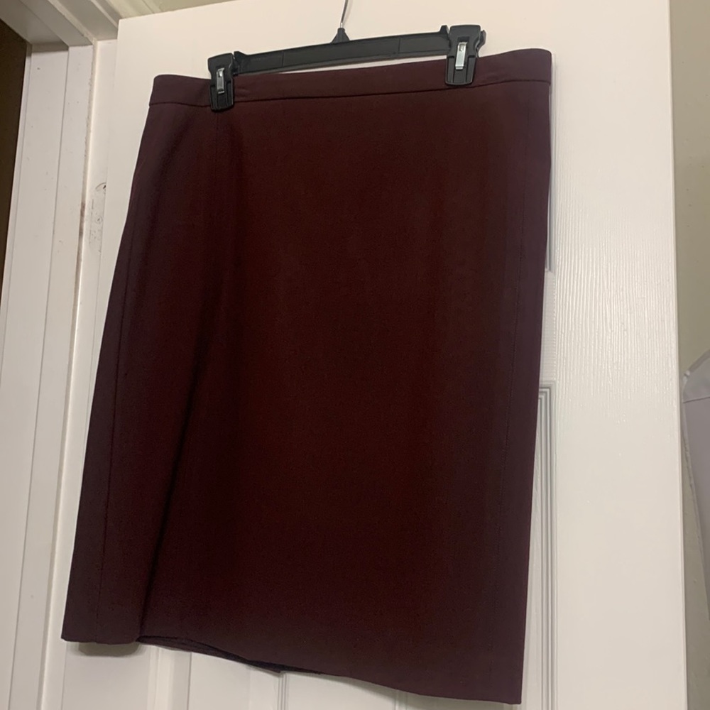 Burgundy pencil skirt. Ann Taylor, worn once